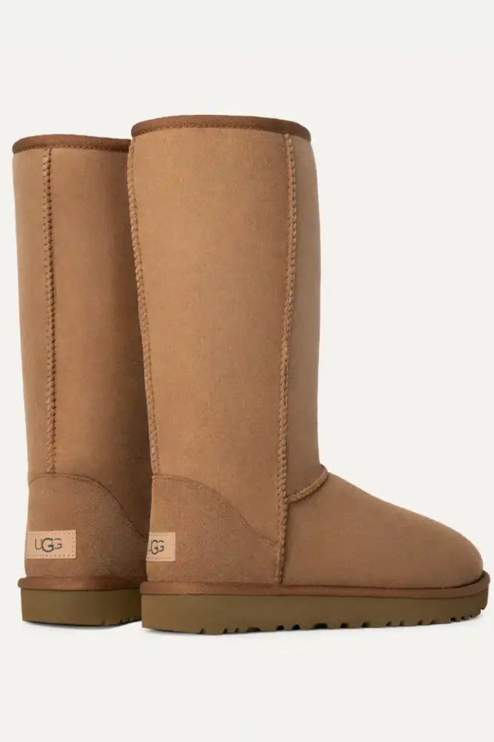 W Classic Tall ll Ugg - immagine 1